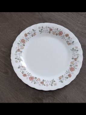 Vintage Sheffield Flowers Bouquet  Porcelain Fine China Dinner Plate Japan